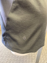 Load image into Gallery viewer, Lululemon zip up jacket 6