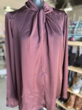 Load image into Gallery viewer, Atelier Industrie Top Long Sleeve L NWT