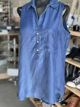 Load image into Gallery viewer, Velvet Heart Sleeveless Top Tencel L NWT