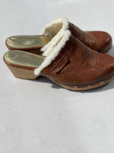 Load image into Gallery viewer, Coach Lined Clogs 9B