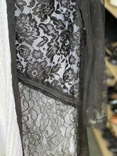 Load image into Gallery viewer, Lace Long Kimono M