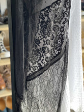 Load image into Gallery viewer, Lace Long Kimono M