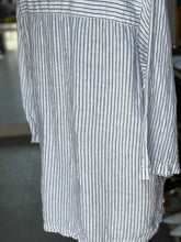 Load image into Gallery viewer, Sigrid Olsen Linen Top Long Sleeve 1X
