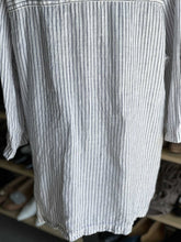 Load image into Gallery viewer, Sigrid Olsen Linen Top Long Sleeve 1X