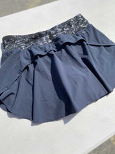 Load image into Gallery viewer, New Balance Skort M