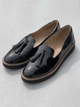 Load image into Gallery viewer, Naturalizer Shoes 7