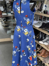 Load image into Gallery viewer, Banana Republic (outlet) Floral Dress 4