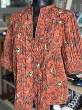 Load image into Gallery viewer, Maeve 3/4 Sleeve Top S