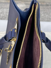 Load image into Gallery viewer, Sophie Hulme Large Square Albion Saddle Leather Square Tote