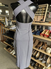 Load image into Gallery viewer, Lululemon Dress Seems like 4/6