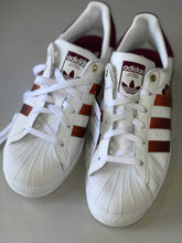 Load image into Gallery viewer, Adidas Superstar Originals 7 NWT