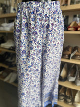 Load image into Gallery viewer, Shein Pants M (Fits S)