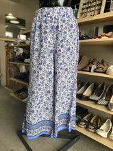 Load image into Gallery viewer, Shein Pants M (Fits S)