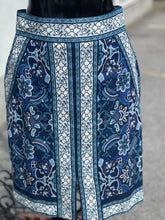 Load image into Gallery viewer, Ann Taylor Skirt 6P