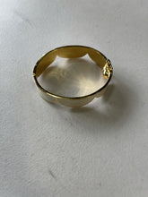 Load image into Gallery viewer, Kate Spade Scallop Bracelet