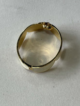 Load image into Gallery viewer, Kate Spade Scallop Bracelet