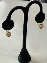 Load image into Gallery viewer, Kate Spade Circle floral Earrings