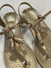 Load image into Gallery viewer, Juicy Couture Jelly Sandals 7