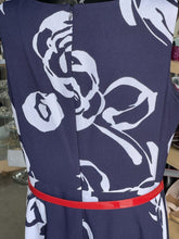 Load image into Gallery viewer, Nine West Dress with Belt 14