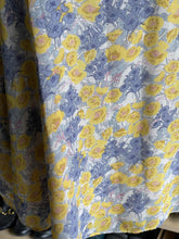 Load image into Gallery viewer, Rose & Olive Sleeveless Top XL