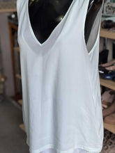 Load image into Gallery viewer, Banana Republic Sleeveless Top L