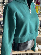 Load image into Gallery viewer, TNA Cropped Sweater S