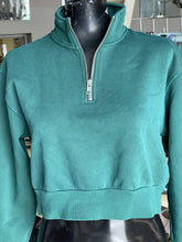 Load image into Gallery viewer, TNA Cropped Sweater S