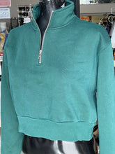 Load image into Gallery viewer, TNA Cropped Sweater S