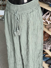 Load image into Gallery viewer, Wilfred Flowy Elasticized Waist Pants L