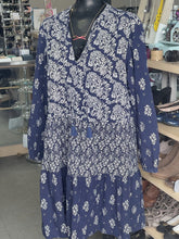 Load image into Gallery viewer, Maeve Dress M