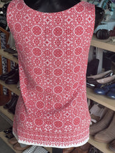 Load image into Gallery viewer, Eddie Beauer Sleeveless Top M