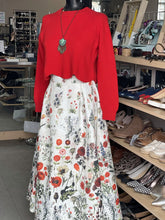 Load image into Gallery viewer, Chicwish Floral Skirt NWT S