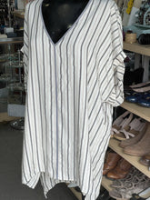 Load image into Gallery viewer, Zara Tunic M