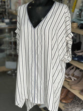 Load image into Gallery viewer, Zara Tunic M