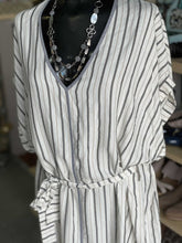 Load image into Gallery viewer, Zara Tunic M