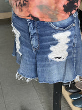 Load image into Gallery viewer, American Eagle Denim Shorts High Rise Shortie 12