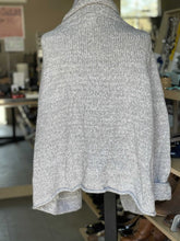 Load image into Gallery viewer, Anthropologie Knit Sweater S