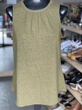 Load image into Gallery viewer, Banana Republic (outlet) Tank Top M