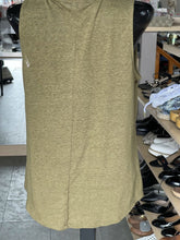 Load image into Gallery viewer, Banana Republic (outlet) Tank Top M