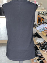 Load image into Gallery viewer, Banana Republic (outlet) Tank Top M