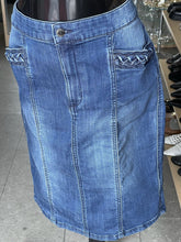 Load image into Gallery viewer, Joe Fresh Denim Skirt 12