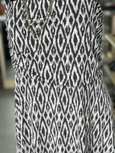 Load image into Gallery viewer, Banana Republic (outlet) Strapless Dress L