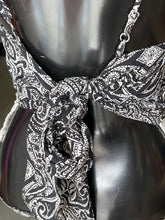 Load image into Gallery viewer, Unbranded Tie Back Tank Top M