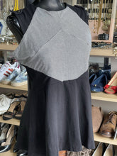 Load image into Gallery viewer, Eve Lavoie Top Sleeveless L