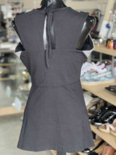 Load image into Gallery viewer, Eve Lavoie Top Sleeveless L