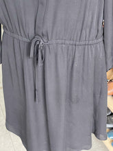 Load image into Gallery viewer, Babaton Silk Dress S