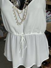 Load image into Gallery viewer, Babaton Tank Top S