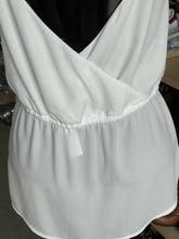 Load image into Gallery viewer, Babaton Tank Top S