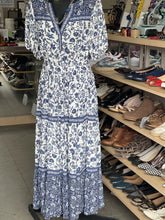 Load image into Gallery viewer, Gap Maxi Dress S