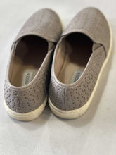 Load image into Gallery viewer, Steve Madden Shoes 8